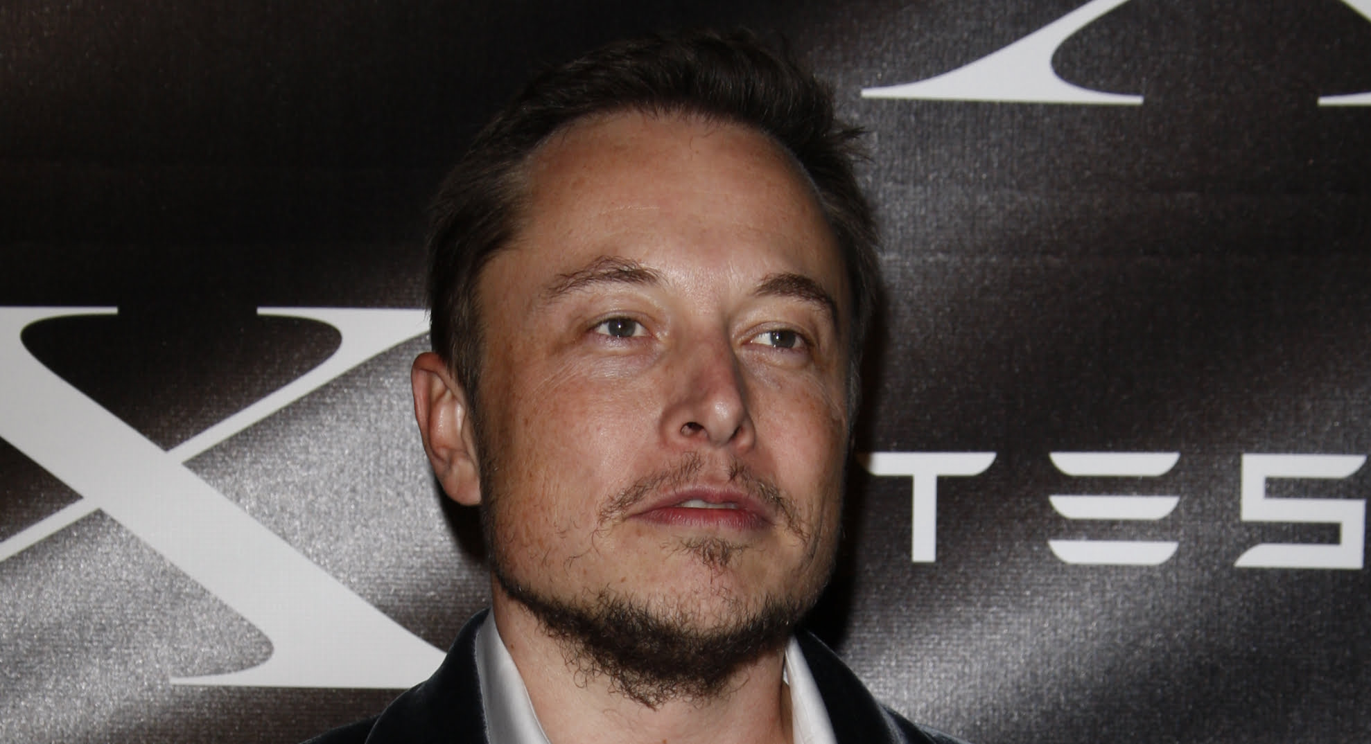Elon musk s daughter files to change her name as she does not want to